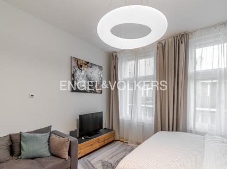 3 | Pronájem bytu, 1+kk, 30 m²