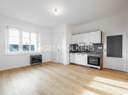 1 | Pronájem bytu, 1+kk, 34 m²