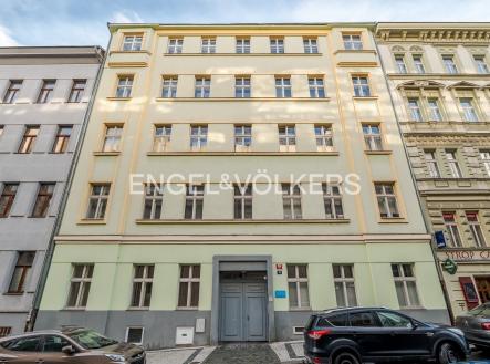 Pronájem - kanceláře, 112 m²