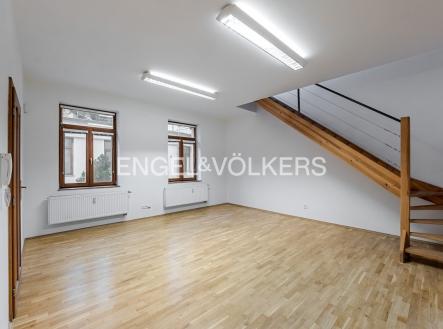 2 | Pronájem - kanceláře, 112 m²