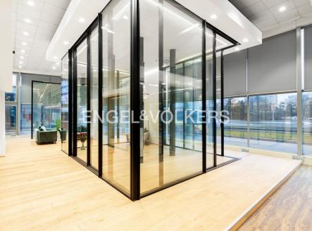 IMG_6726-HDR_web | Pronájem - obchodní prostor, 1 520 m²