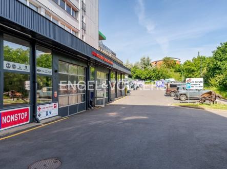 DSC_9974-HDR_web | Pronájem - obchodní prostor, 1 460 m²