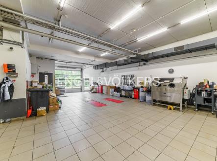 DSC_9950_web | Pronájem - obchodní prostor, 1 460 m²