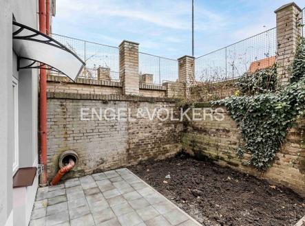 P1466740-Edit_web | Pronájem bytu, 1+kk, 24 m²