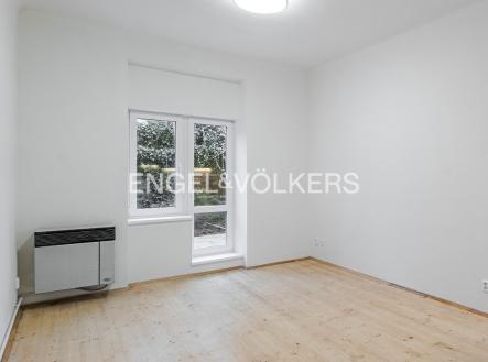 P1466736_web | Pronájem bytu, 1+kk, 24 m²
