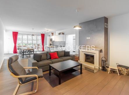 Pronájem - dům/vila, 217 m² obrázek