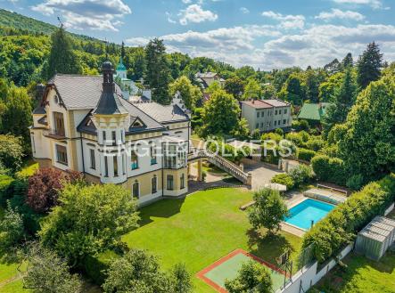 1 (9) | Prodej - dům/vila, 581 m²