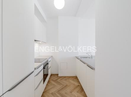 2 | Pronájem bytu, 3+kk, 85 m²
