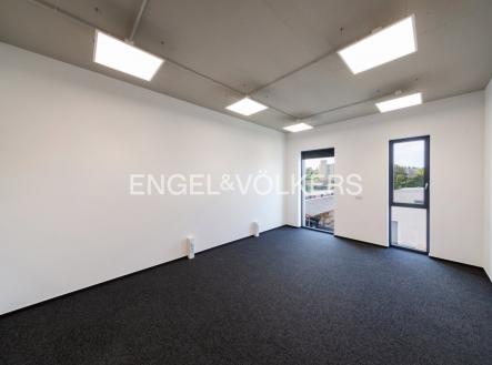 3 | Pronájem - kanceláře, 18 m²