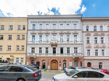 1 | Pronájem - kanceláře, 178 m²