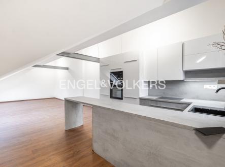 P1466724-HDR_web | Pronájem bytu, 2+kk, 74 m²