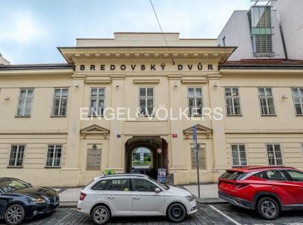 P1412221_web | Pronájem - kanceláře, 300 m²