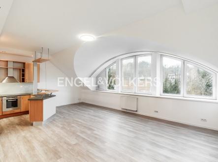 Pronájem bytu, 3+kk, 93 m²