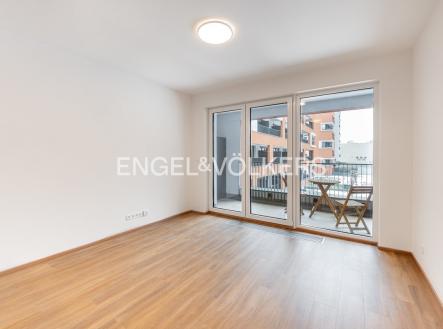 2 | Pronájem bytu, 1+kk, 37 m²