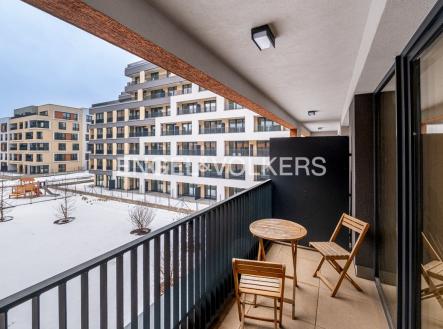 3 (2) | Pronájem bytu, 1+kk, 37 m²