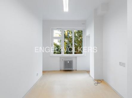 4 | Pronájem - kanceláře, 63 m²