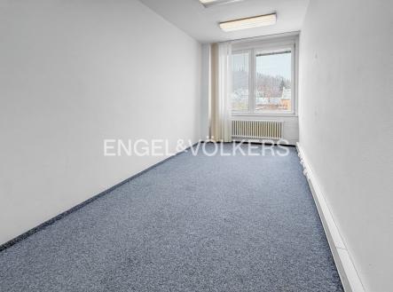 3 | Pronájem - kanceláře, 197 m²