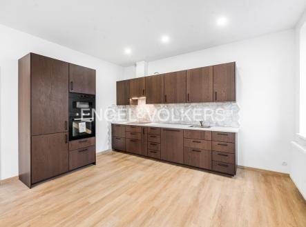 2 | Pronájem bytu, 3+kk, 98 m²