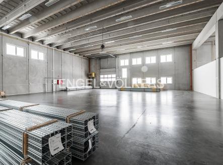 DSC_2854_web | Pronájem - komerční objekt, sklad, 1 802 m²