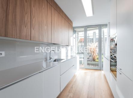 4 | Pronájem bytu, 2+kk, 71 m²