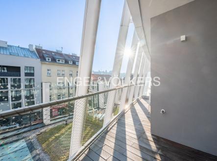 3-145663 | Pronájem bytu, 2+kk, 73 m²