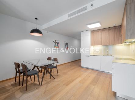 4 | Pronájem bytu, 2+kk, 73 m²