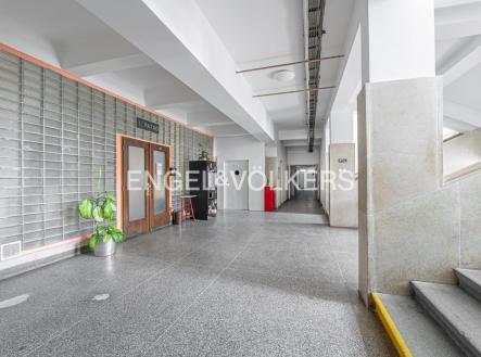 P1045198-HDR_web | Pronájem - kanceláře, 25 m²