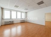 Pronájem - kanceláře, 714 m²