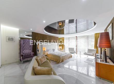 Pronájem bytu, 1+kk, 53 m² obrázek