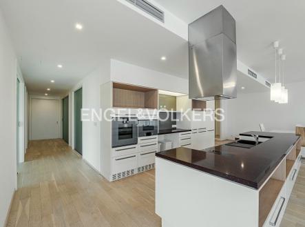 P1390114_web | Pronájem bytu, 4+kk, 166 m²