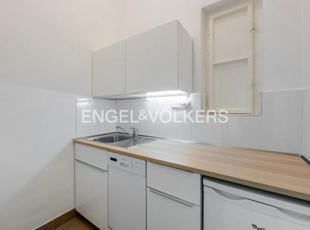 3 | Pronájem - kanceláře, 89 m²