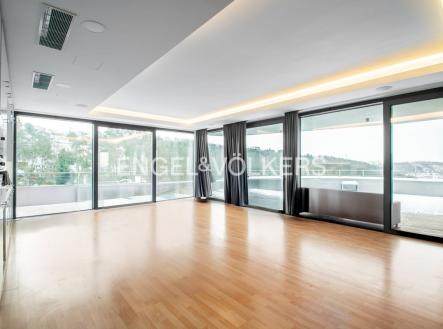 2 | Pronájem bytu, 6+kk, 227 m²