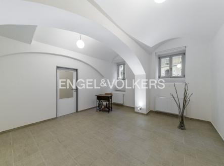 Pronájem bytu, 2+1, 58 m² obrázek