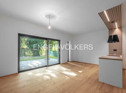 1 | Pronájem - dům/vila, 146 m²