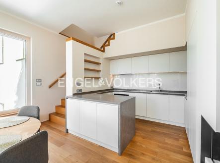 4 | Pronájem bytu, 4+kk, 103 m²