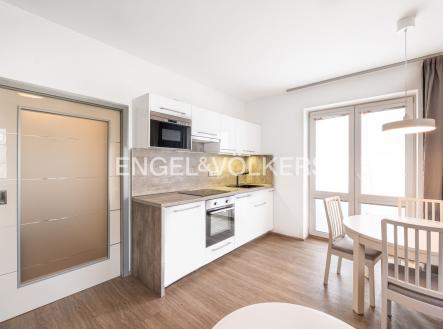 P1533467_expose | Pronájem bytu, 2+kk, 36 m²