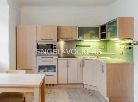 2 | Pronájem bytu, 2+kk, 62 m²