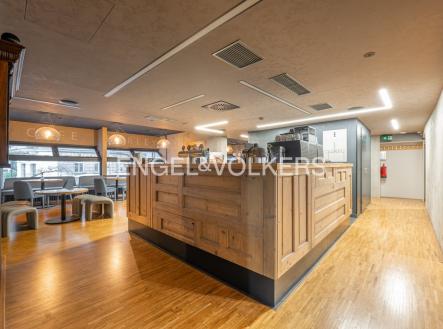 P1156310_web | Pronájem - komerční objekt, jiný, 213 m²