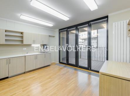 1 | Prodej - komerční objekt, jiný, 79 m²