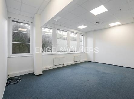 P1500220_web | Pronájem - kanceláře, 390 m²