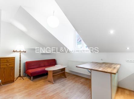 Pronájem bytu, 2+kk, 48 m² obrázek