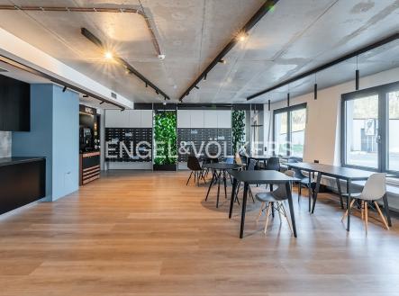 DSC_8845-HDR_web | Pronájem - kanceláře, 37 m²