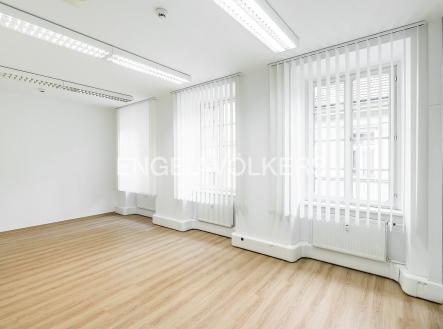 1 | Pronájem - kanceláře, 117 m²