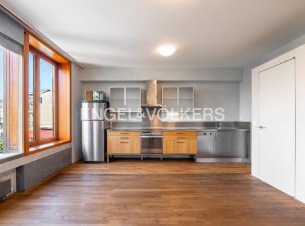 4 | Pronájem bytu, 2+kk, 74 m²