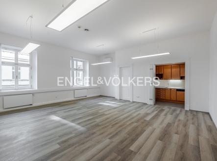 P1412406-HDR_web | Pronájem bytu, 5+1, 156 m²