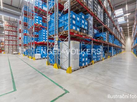P1145102_web (2) | Pronájem - komerční objekt, sklad, 1 920 m²