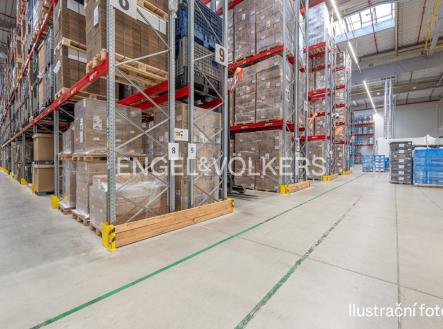 P1145107-Edit_web (2) | Pronájem - komerční objekt, sklad, 1 920 m²