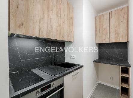 2 | Pronájem bytu, 1+kk, 33 m²