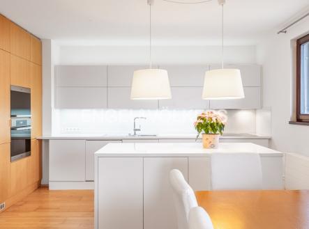 4 | Pronájem bytu, 4+kk, 110 m²