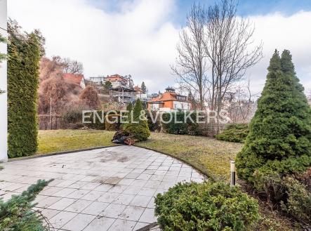 3 | Pronájem - kanceláře, 839 m²